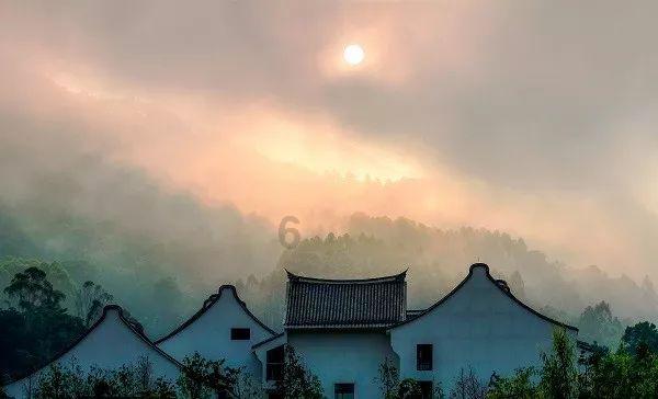探索未知山峰