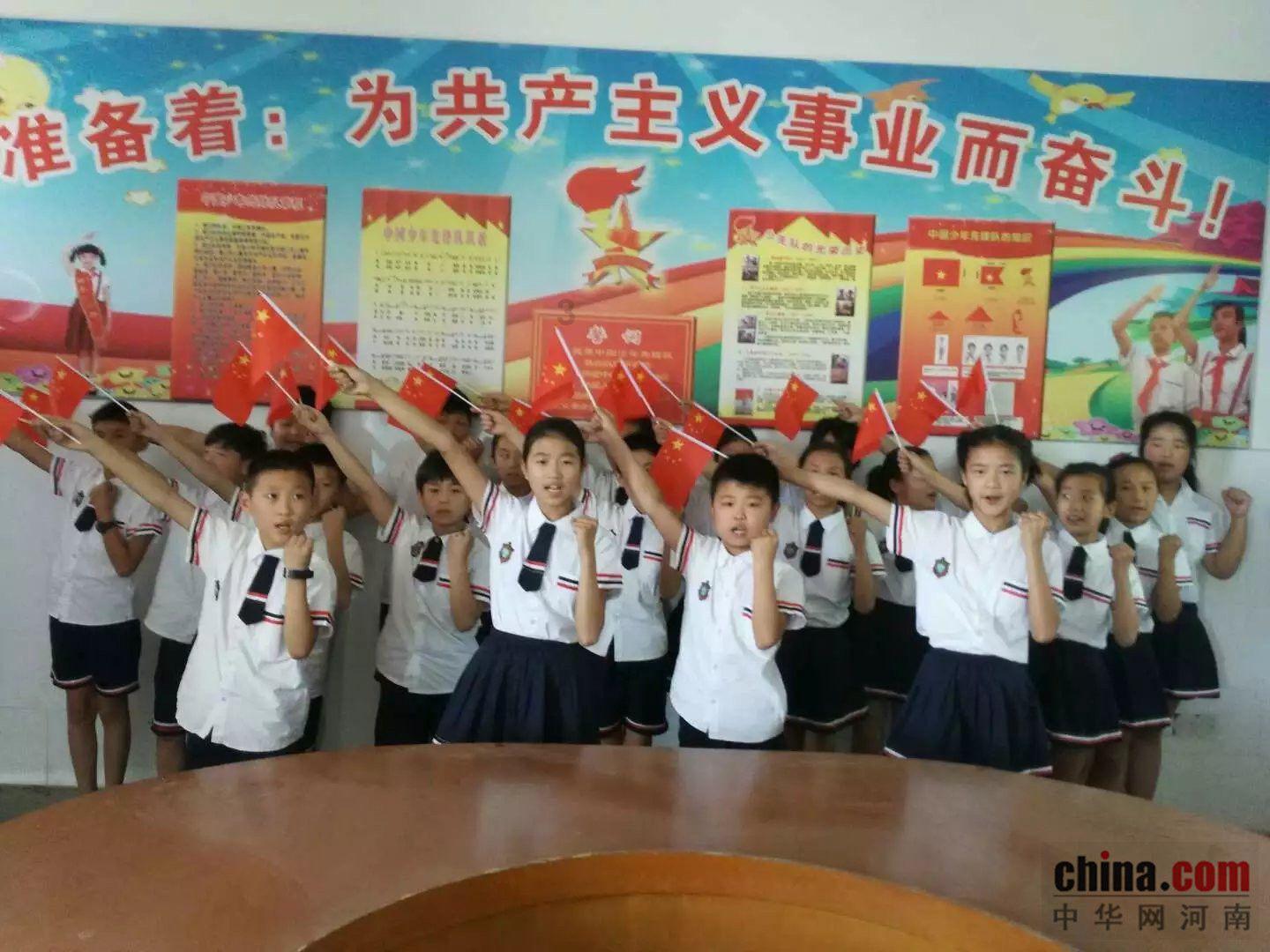 探索女生适合学习UI专业吗?,加入知识星球平台获取专业知识